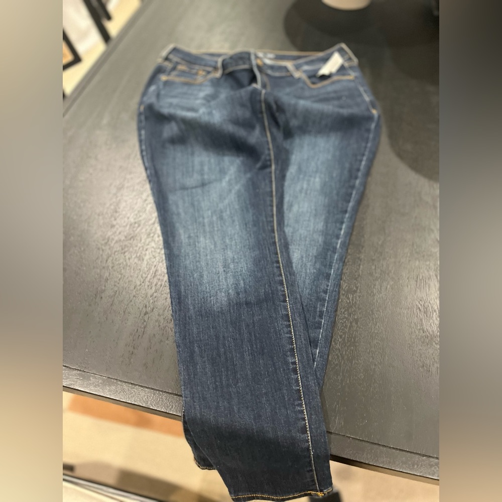 NWT OLD NAVY ROCKSTAR JEANS